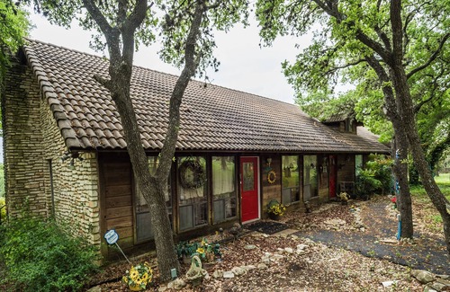 San Marcos House | Unforgettable Sunrises Await at House on Cox Hill