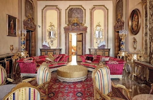 Santa Croce Apartment | Explore Authentic Venice in a Historic Noble Apartment