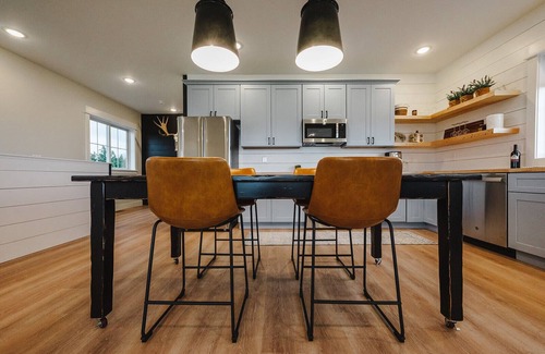 Bozeman House | Unique Custom Barn Retreat in Bozeman, MT - Family Friendly