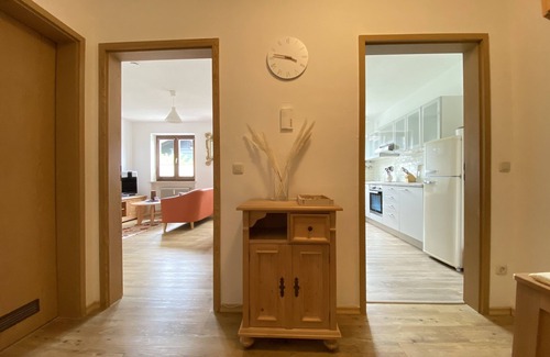Marquartstein Apartment | Discover Chiemsee: Ideal Apartment with Pool & Balcony