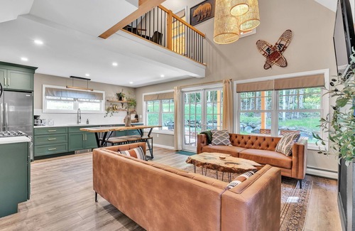 Lyndon Cabin | Experience Luxury & Adventure: New 2BR/Loft Near Burke Ski Mtn & Kingdom Trails!