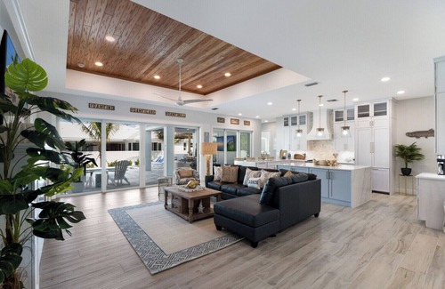 Boca Grande House | Experience luxury | Private Pool | Boca Grande, Pet Friendly | Sleeps 10