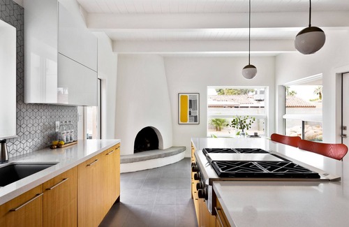 Alhambra House | Discover MCM Bliss: Stylish Retreat with Spa and Pool