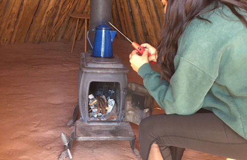 Cameron Bed & Breakfast | Discover a Traditional Navajo Hogan Near Grand Canyon