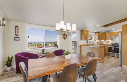 Sequim House | Unforgettable Oceanfront Views & Comfort in Newly Renovated Home