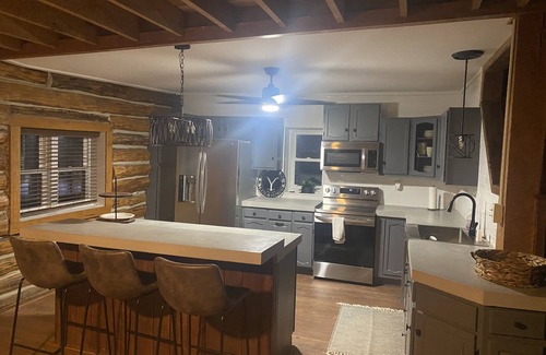 Fowler Cabin | Discover Tranquility at Our Secluded Cabin Near Town