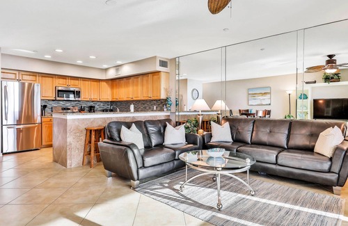 Independence Square Condo | Discover Relaxation in Indian Rocks with Oceanfront Amenities