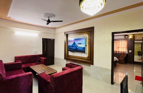 Jaipur Apartment | Discover Authentic Jaipur at Our Unique Homestay Retreat
