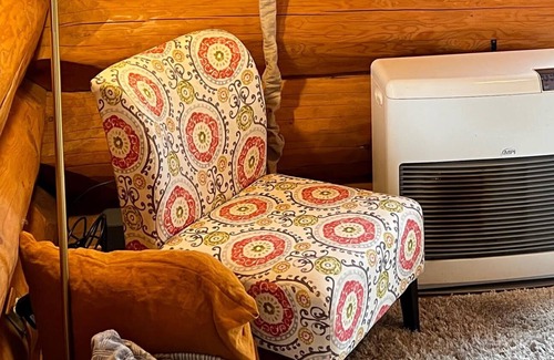 Valdez Cabin | Discover the Majesty of Valdez with Family-Friendly Amenities