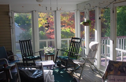 Dover House | Discover the New Hampshire Seacoast with Top Amenities