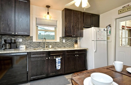 New Braunfels House | Discover Your Dream Getaway by Schlitterbahn Waterpark