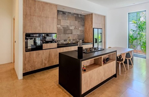 Maret House | Experience the ultimate in luxury and tranquility at Villa Mangosteen