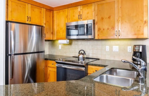 South Lake Tahoe Resort | Experience the Best of Tahoe at Marriott’s Timber Lodge- 1 Bedroom Villa