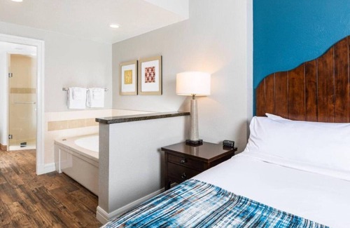 South Lake Tahoe Resort | Experience the Best of Tahoe at Marriott’s Timber Lodge- 1 Bedroom Villa