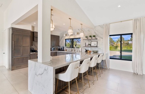 Bermuda Dunes House | Experience Timeless Elegance at Bella Bermuda Estate