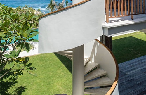 Kutuh Villa | Discover a Beachside Villa with Pool and Spa in Bali