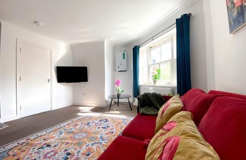 Cambridge City Centre Apartment | Expert Stays 2 BR near River Cam Central Cambridge