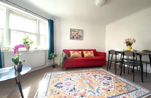 Cambridge City Centre Apartment | Expert Stays 2 BR near River Cam Central Cambridge