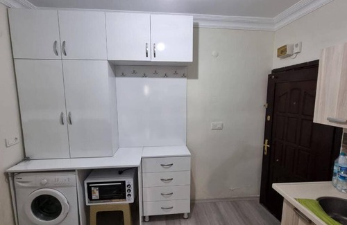 Bagcilar Apartment | Cozy Kirazli Flat in Istanbul, 12 Min to Metro Station