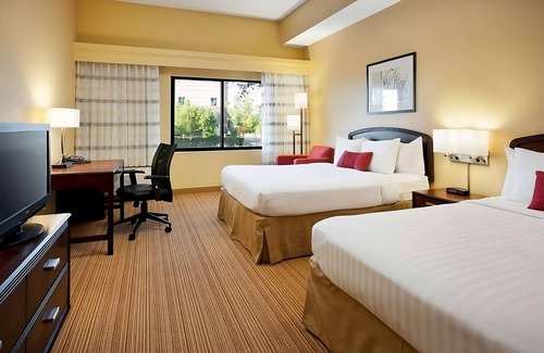 Las Vegas Hotel | Discover Family-Friendly Units Near Red Rock Canyon!
