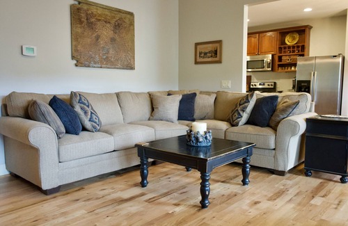 Dahlonega House | Discover Bliss: Mountain House at Yahoola Creek Retreat