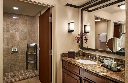 Gainey Village Villas Hotel | Discover Scottsdale from Our All-Suite Family Resort with Pool