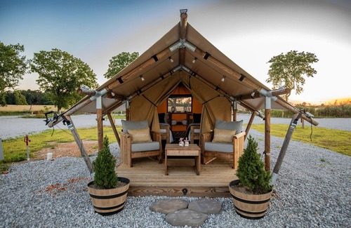 Cassville RV Rental | Explore & Unwind near Roaring River State Park