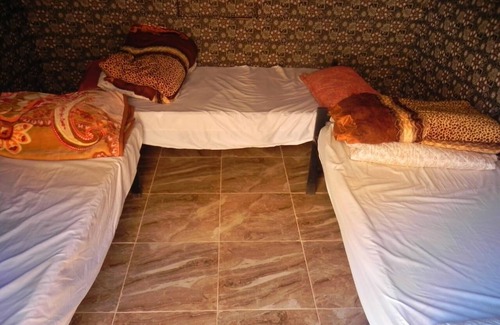 Wadi Rum Cabin | Discover Wadi Rum Camp with Breakfast and Family-Friendly Fun