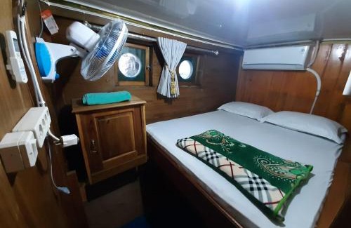 Labuan Bajo Boat Rental | Discover the Beauty of Komodo Island Awaits You