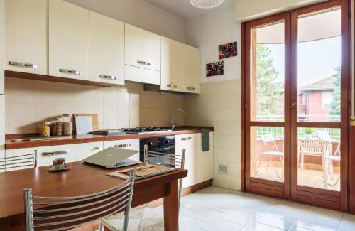Mazzo Apartment | Business-Ready Balzarotti Apartment in Expo City