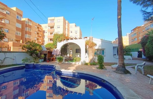Aguadulce House | Experience Paradise at Expoholidays - Chalet en Aguadulce