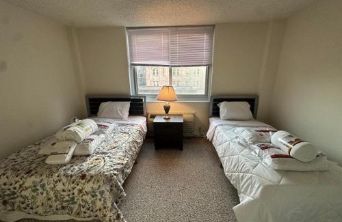 Rittenhouse Row Apartment | express housing