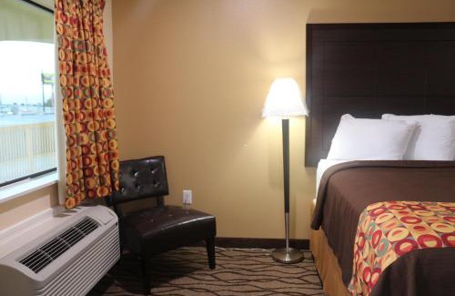 Humble Hotel | Budget-Friendly Express Inn and Suites for Families