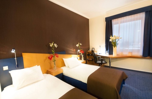 Pradnik Bialy Hotel | Comfortable Express Kraków Hotel with Spa & Pool Access