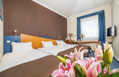Pradnik Bialy Hotel | Comfortable Express Kraków Hotel with Spa & Pool Access