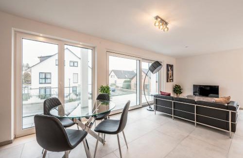 Boeblingen Apartment | Stunning USM Luxury Apartment with Ocean View & Terrace