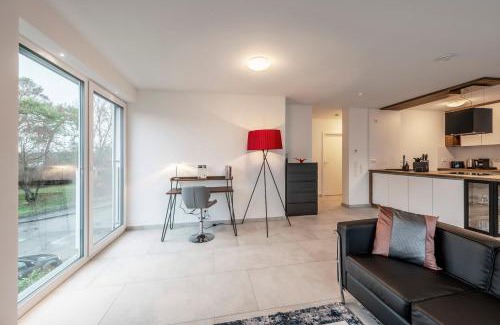 Boeblingen Apartment | Stunning USM Luxury Apartment with Ocean View & Terrace