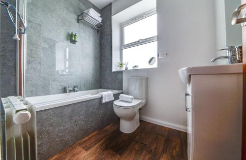 Sheffield Apartment | Cozy 1st Floor Apartment - Perfect for Families
