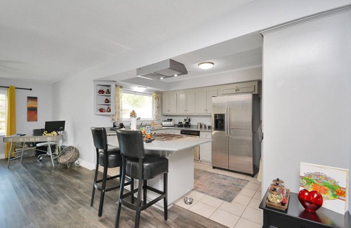 Shoreacres House | Ideal 5BR Retreat Near Yacht Club | Family-Friendly Amenities