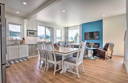 Philipsburg House | Discover Scenic Mountain Home with Spa and Breakfast