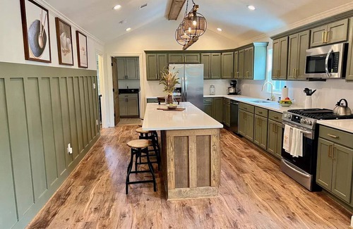 Aiken House | Premier Furnished Rental in Downtown Aiken - Pet Friendly!