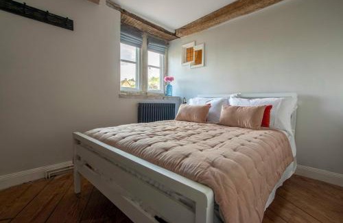 Bradford-on-Avon House | Historic Hideaway Perfect for Family Getaways