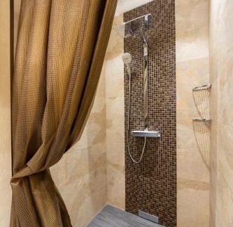 Obolon' Apartment | Scenic Apartment with Panoramic Views on Dnipro Embankment