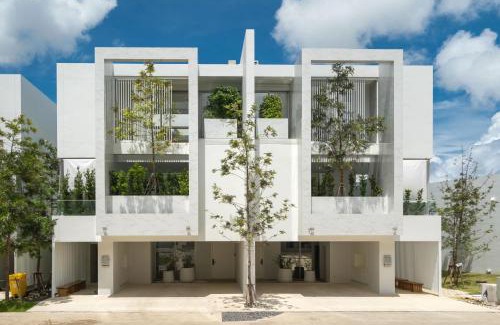 Bang Tao Villa | Elegant Pool Residence A19: Oceanfront Retreat Awaits