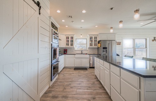 Kingston House | Top-Rated Texoma Home with Pool & Lake View, Sleeps 12