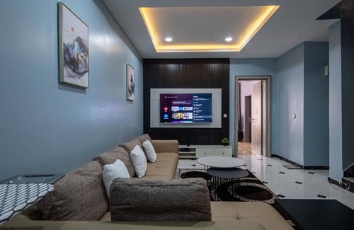 Orozo Apartment | Pet-Friendly 4 Bedroom Duplex in Guzape Awaits You