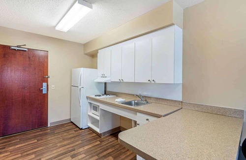 Rolling Meadows Hotel | Convenient Extended Stay America Suites in Rolling Meadows