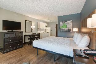 Union City Hotel | Comfortable Extended Stay Suites in Union City with Pool