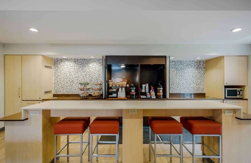 West Dundee Hotel | Convenient Extended Stay America Suites in Elgin West Dundee