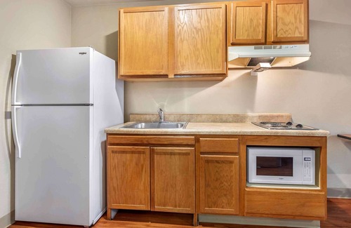 Pine Forest Hotel | Convenient Extended Stay America Suites in Pensacola